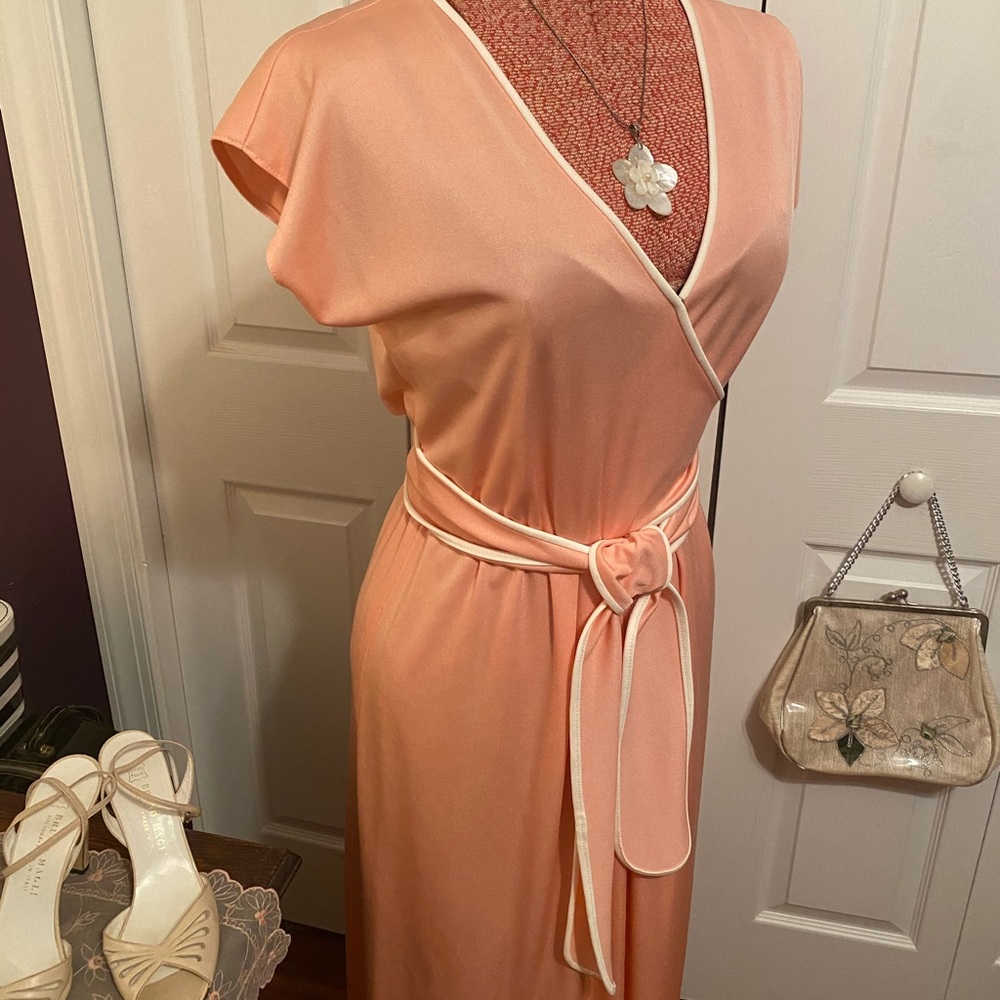Vintage 70s dress - Picture 2 of 5